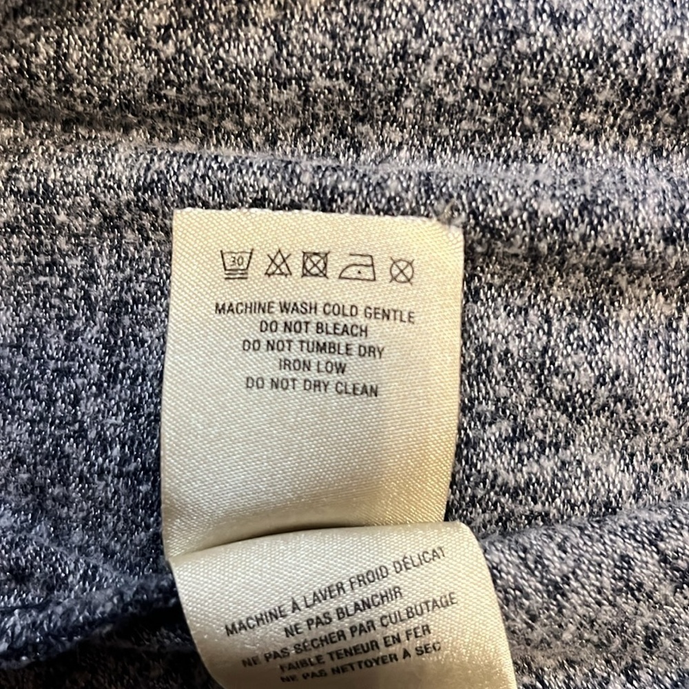 Anthropologie Cutout Brushed Fleece Pullover Gray Sweater Size XS - Picture 8 of 8